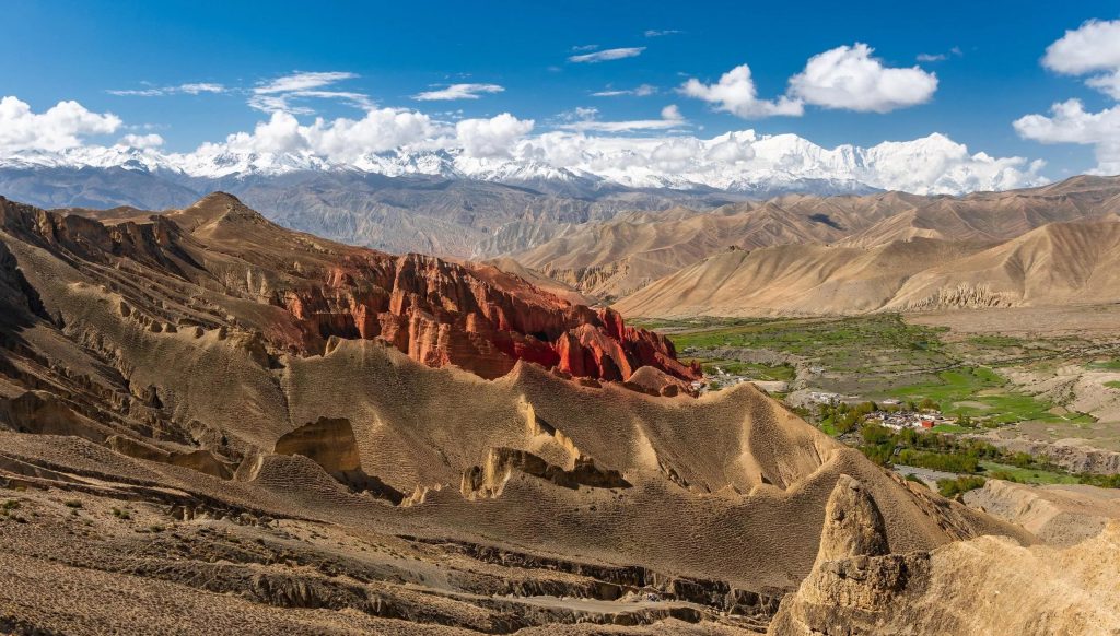 Mustang: Discover Nepal’s Dramatic Mountain Desert